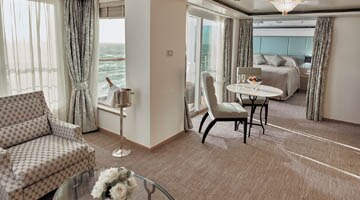 Seven Seas Voyager クルーズ船ツアー Regent Seven Seas Cruises